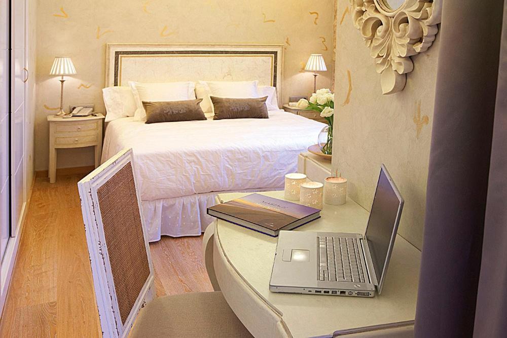 בגור Hotel Sa Calma חדר תמונה